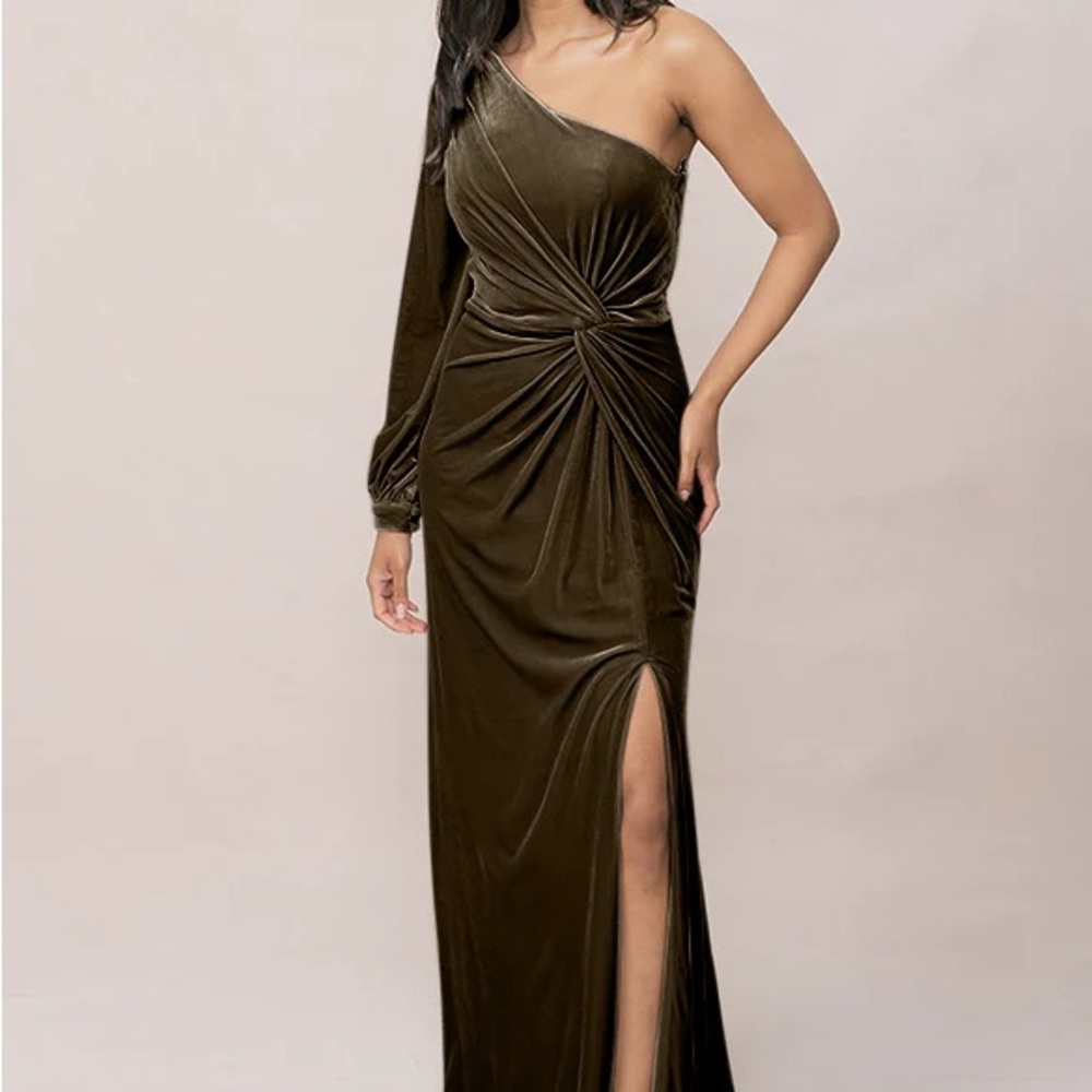 Revelry Aurora Velvet Dress in Dusty Olive